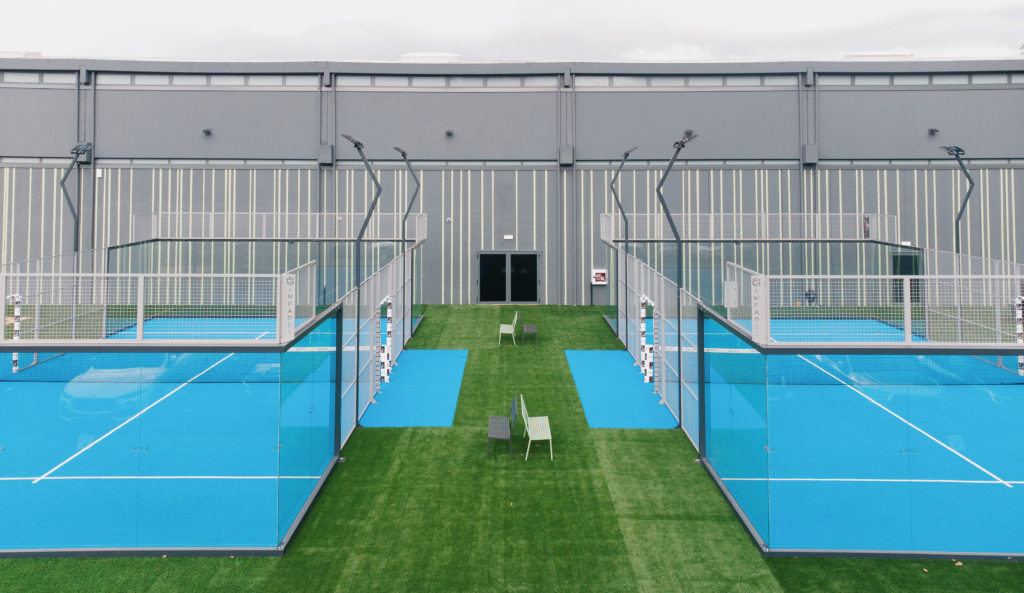 Tempered glass for padel courts